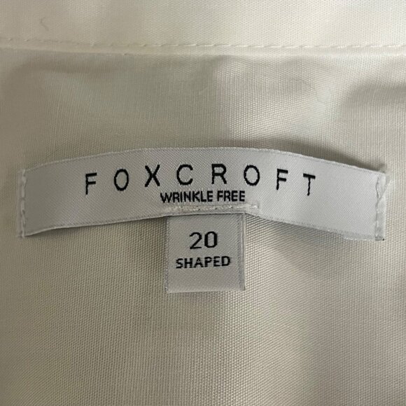 Foxcroft Wrinkle Free Button Down Blouse White Sz 20 Shaped Career Minimalist - Picture 7 of 7